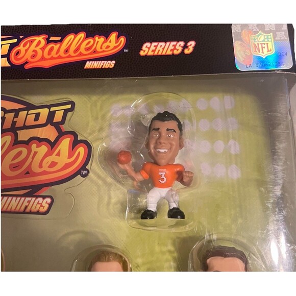 Big Shot Ballers NFL Series 3 Collectible Superstar Minifig Set of 7 New In Box - Picture 7 of 13